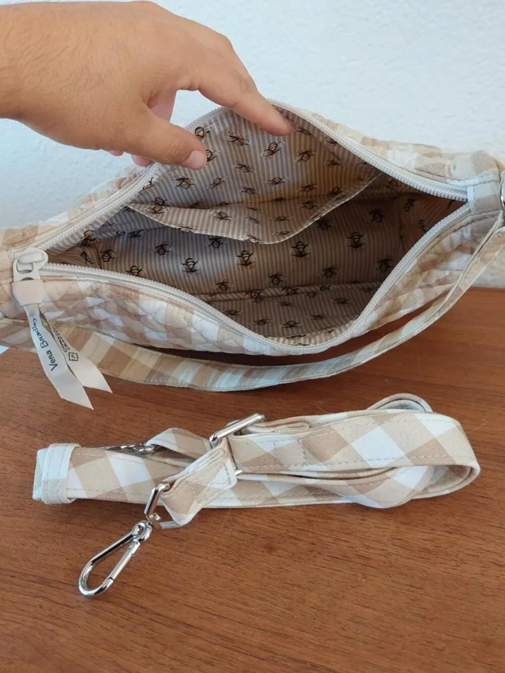Vera Bradley Frannie Crescent Crossbody peach blossom picnic  is made from quilt
